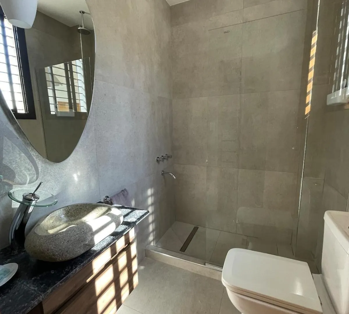 Luminoso, Moderno Y Nuevo Departamento Con Balcon Y 2 Bicicletas Apartamento Mendoza